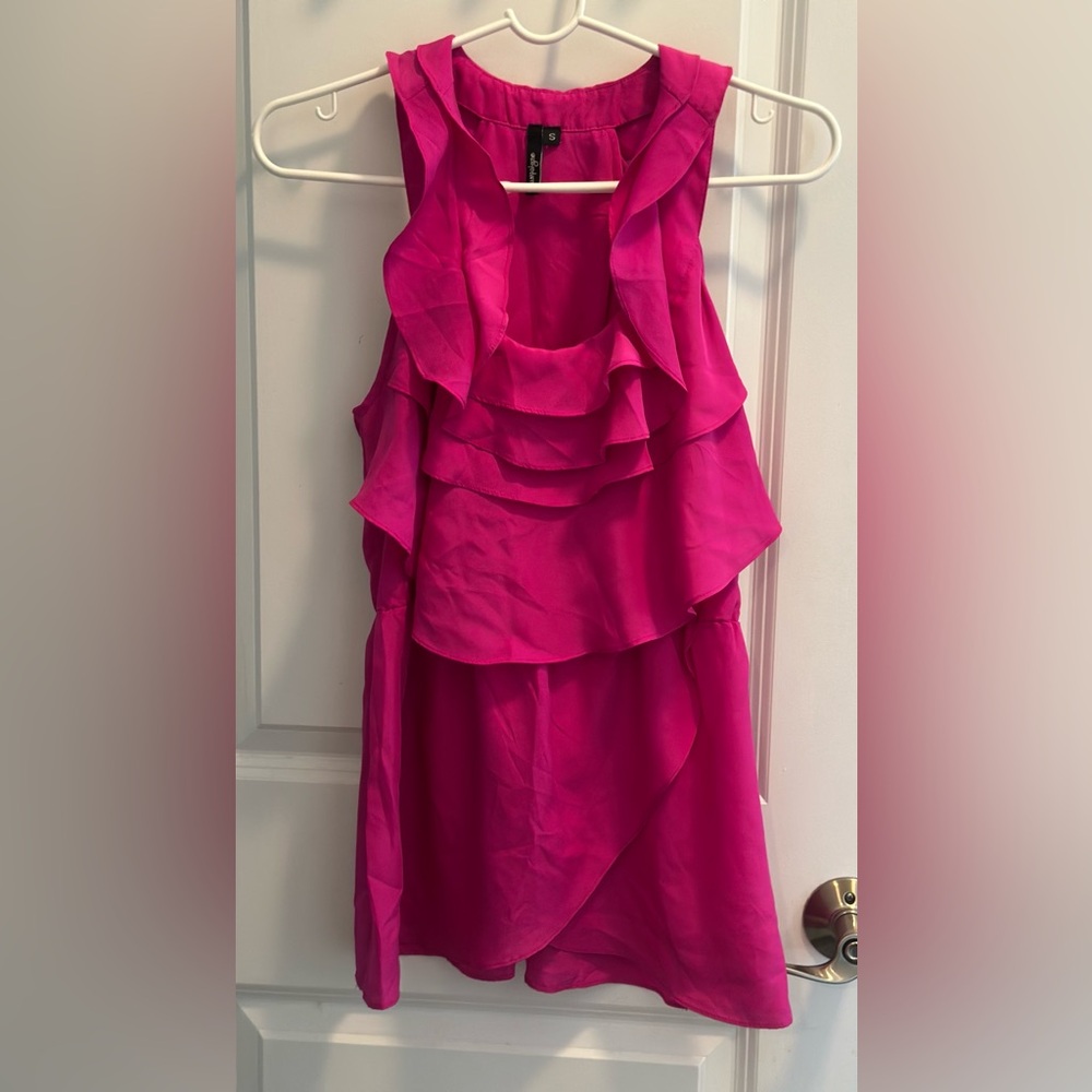 Pink Ruffled Sleeveless Top Size S - Picture 1 of 5